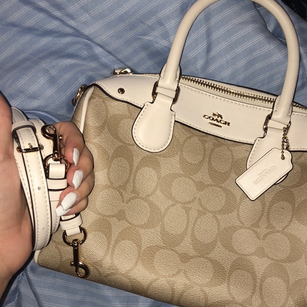 AUTHENTIC Signature Coach Mini Bennett Satchel